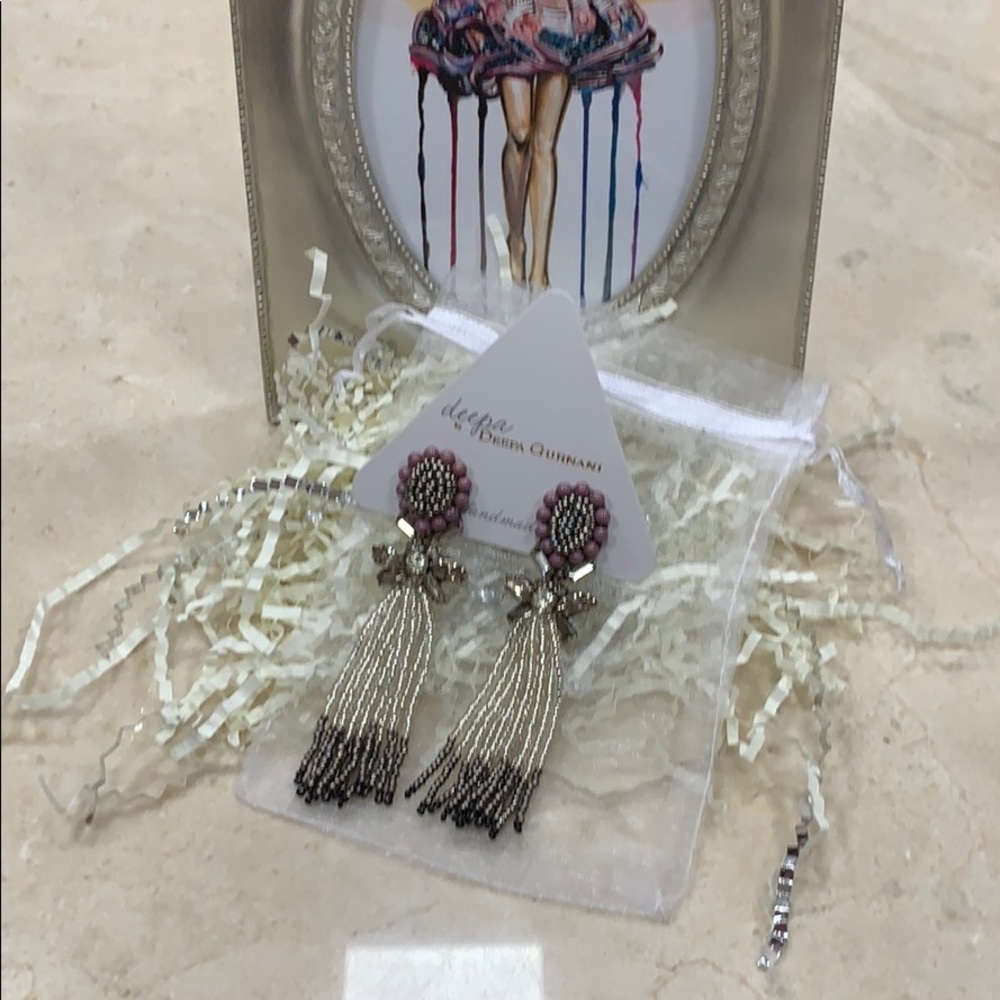DEEPA GURNANI BETHEA EARRINGS IN GRAY WITH POSTS - Picture 11 of 13